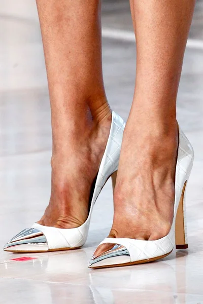 Look 7